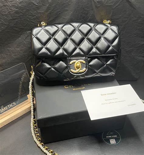 chanel makeup vip gift